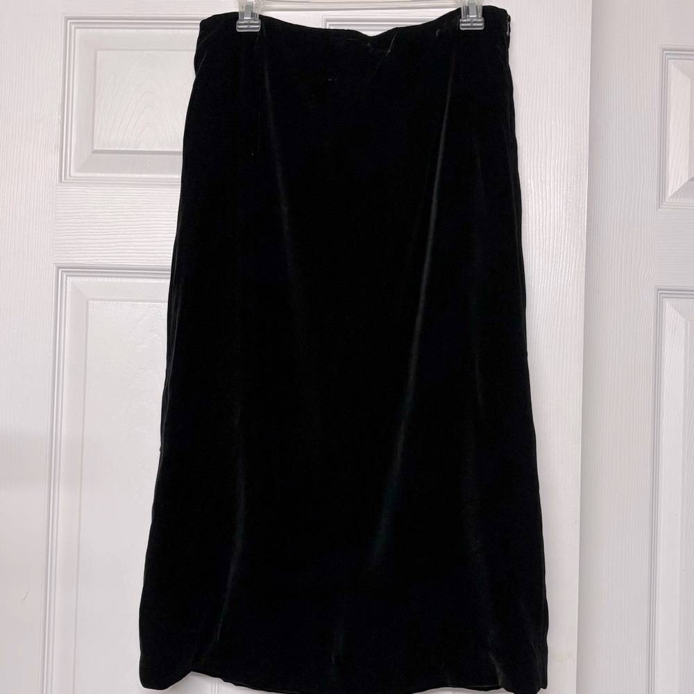 Jones Wear Long Black Velvet Skirt Silk Blend Vintage Sz 14